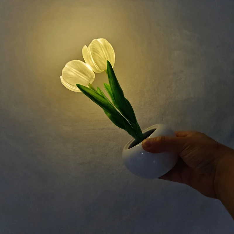 Skanto | Moderne Kreative Simulation Tulpe Pfingstrose LED Nachtlicht Tischlampe