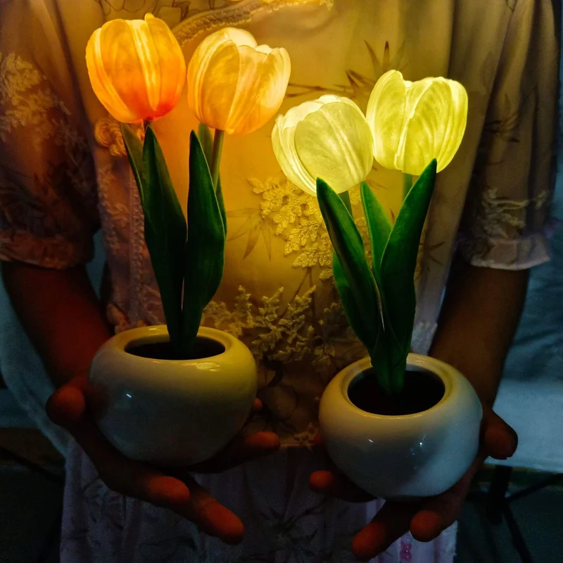 Skanto | Moderne Kreative Simulation Tulpe Pfingstrose LED Nachtlicht Tischlampe
