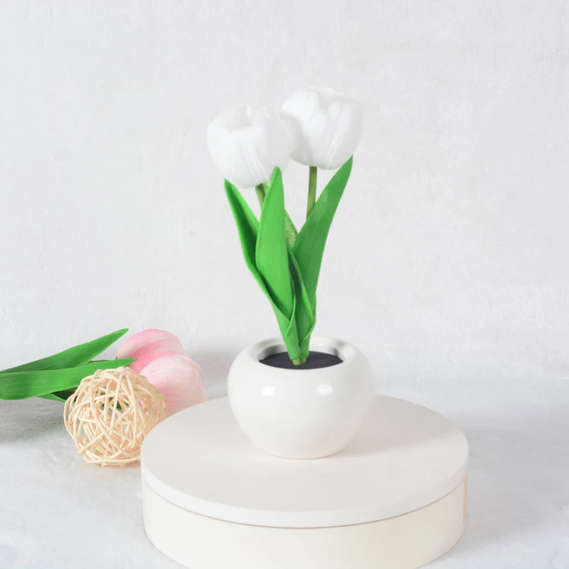 Skanto | Moderne Kreative Simulation Tulpe Pfingstrose LED Nachtlicht Tischlampe