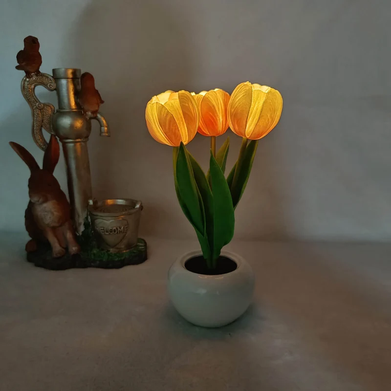Skanto | Moderne Kreative Simulation Tulpe Pfingstrose LED Nachtlicht Tischlampe