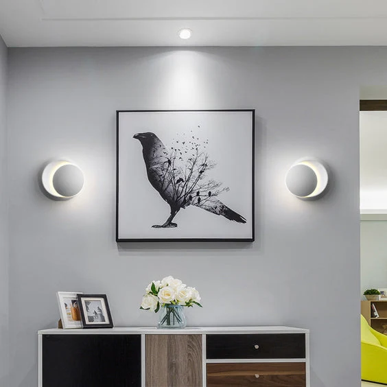 Skanto | Moderne nordische runde Eclipse LED-Wandleuchte aus Eisen, drehbar für Nachttisch