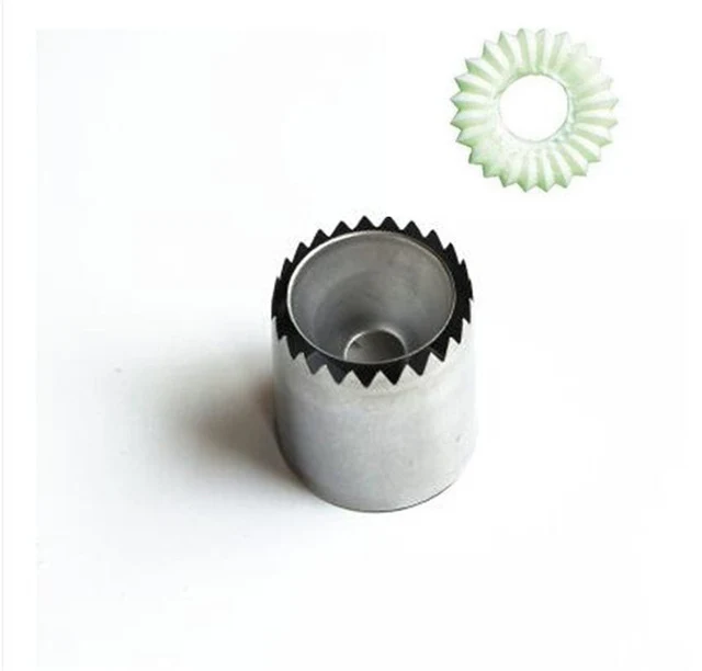 2018 New Arrival Sulta Ne Ring Cookies Mold Piping Nozzles Russian Nozzles Icing Piping Nozzles Set Cake Decorating Pastry Tip