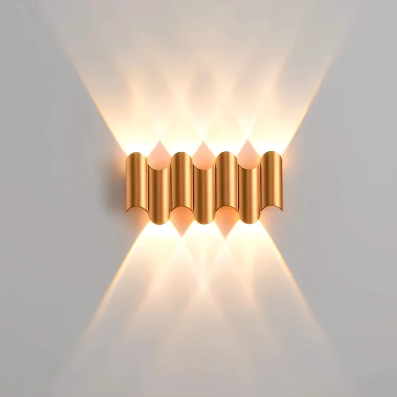 Skanto | Aluminium-Wandlampe