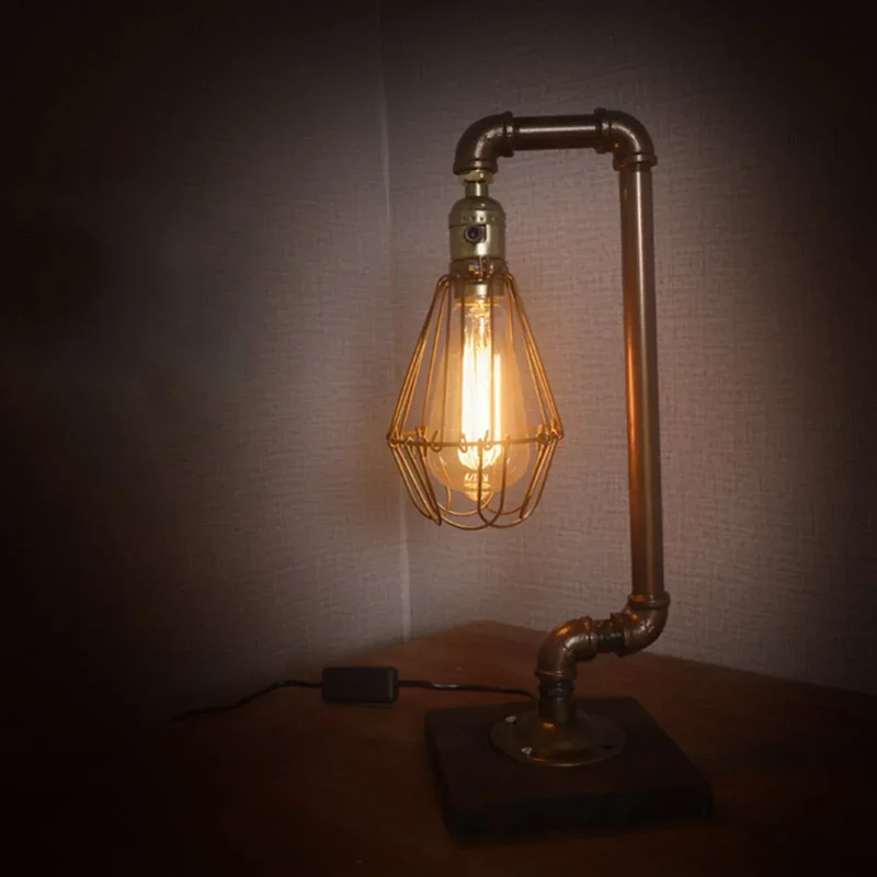 Skanto | RetroCharm – Retro Metall-Tischlampe