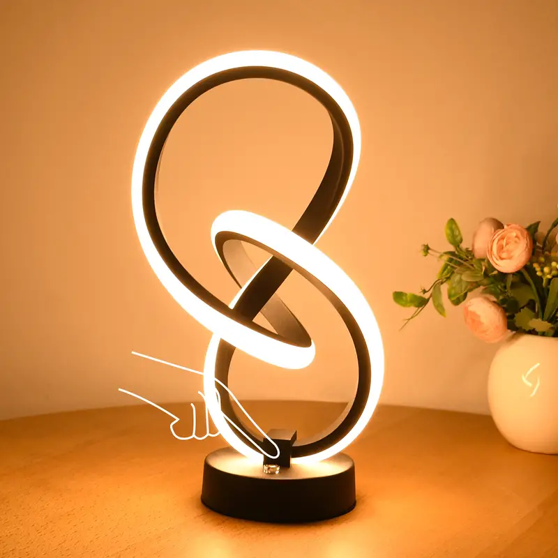 Skanto | Dimmbare stilvolle Lampe – Elara