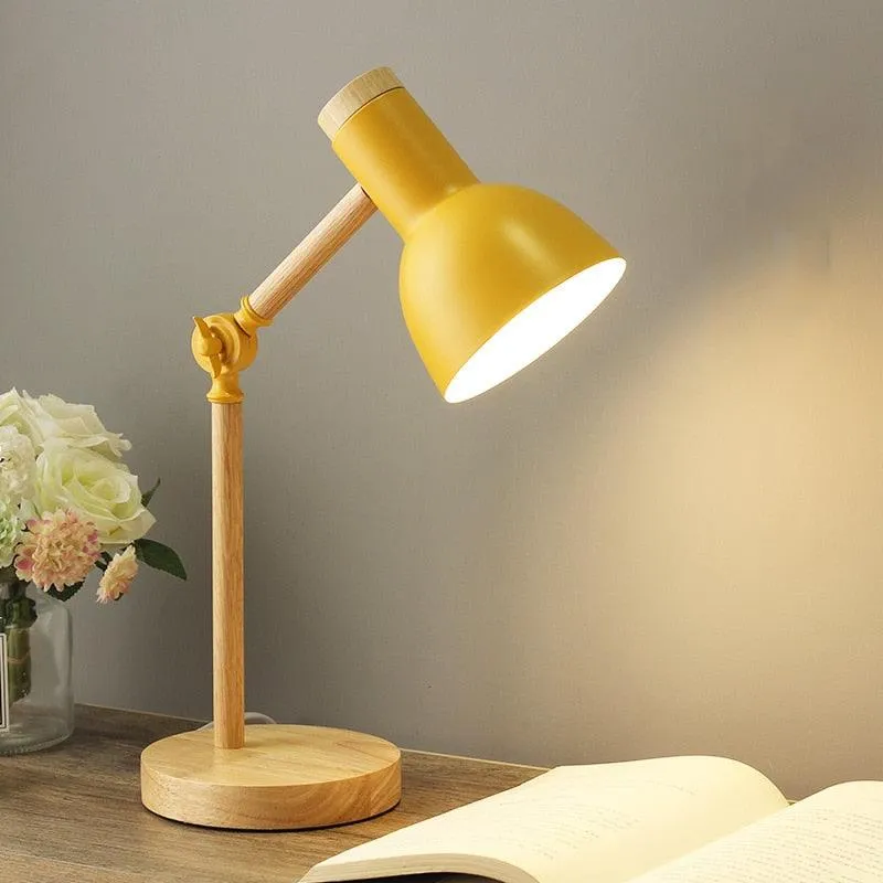 Skanto | Nordische Schreibtischlampe aus Holz