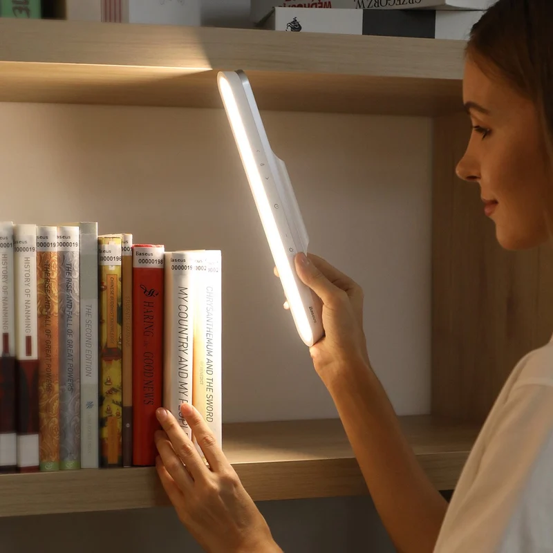 Skanto | Wiederaufladbare magnetische Schreibtischlampe