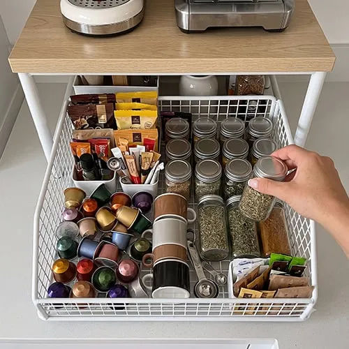 CounterSpace™ | 2-stufiger Küchen-Organizer mit ausziehbarer Schublade