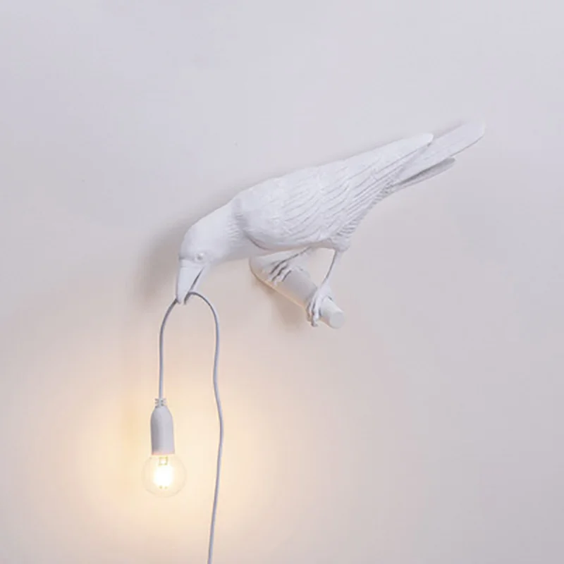 Skanto | Moderne Glücksvogel-Tischlampe – Kreatives Harz-Tierdesign für Schlaf- und Wohnzimmer