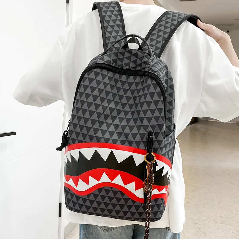 Rucksack mit einzigartigem Haifischmotiv Skanto