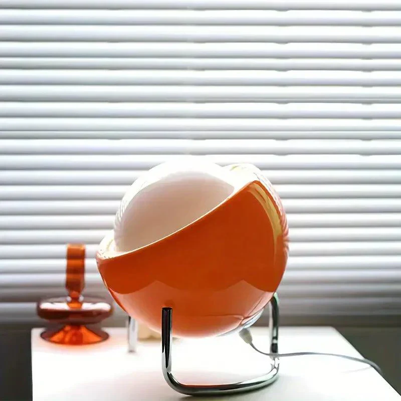 Skanto | Nordische Leuchte – Einzigartige Retro-Schreibtischlampe