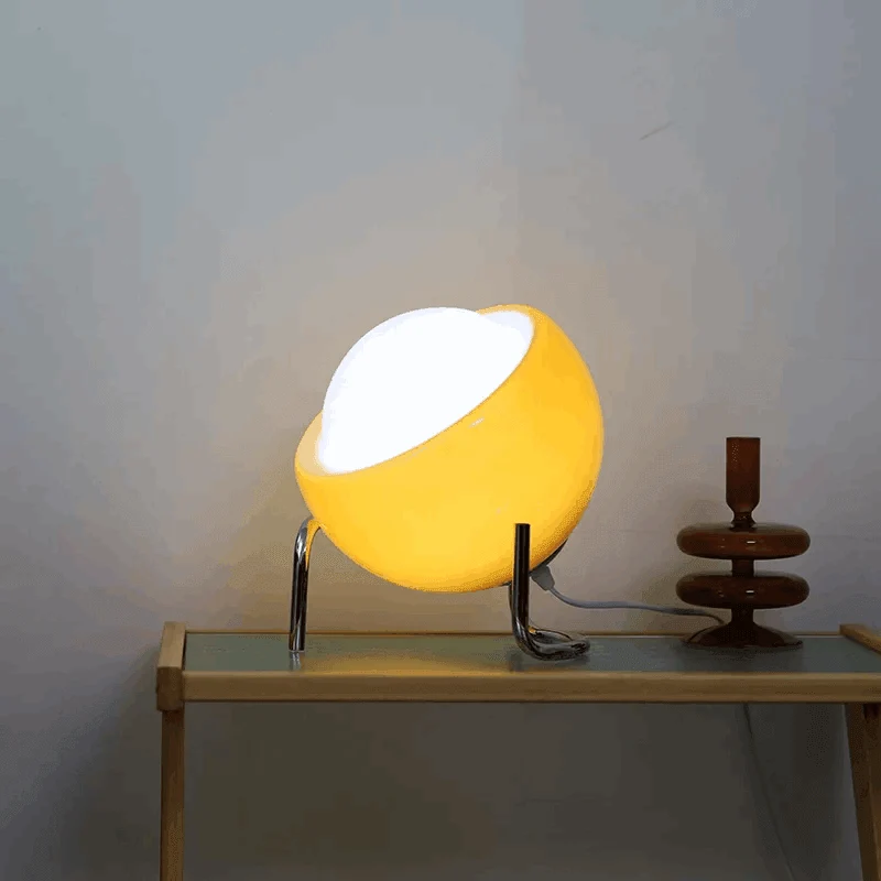 Skanto | Nordische Leuchte – Einzigartige Retro-Schreibtischlampe