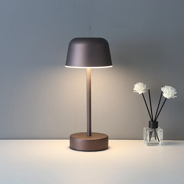 Skanto | PRISMA PULSE FLARE – Dynamische LED-Tischlampe
