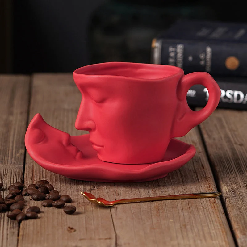 Skanto | Kyssnades Gesichts-Keramik-Kaffeetasse