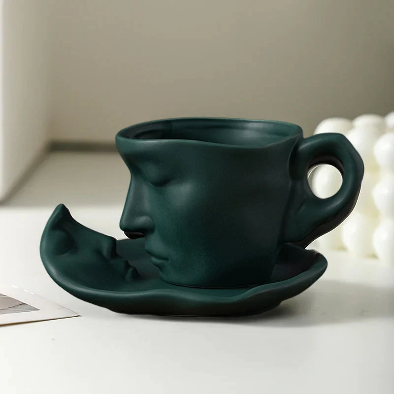 Skanto | Kyssnades Gesichts-Keramik-Kaffeetasse