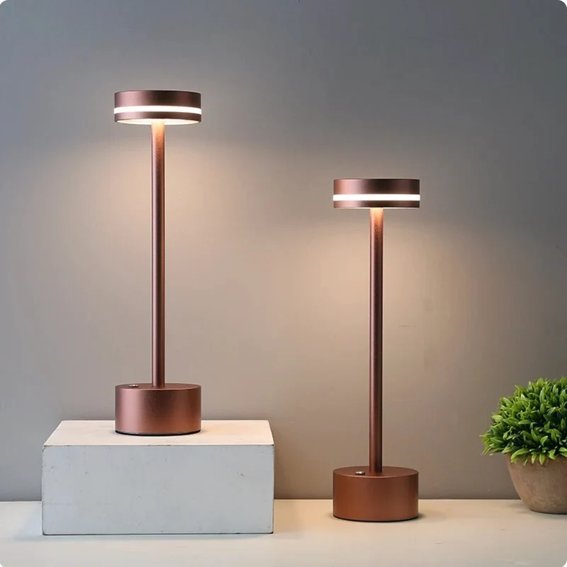 Skanto | Wiederaufladbare kabellose Touch-Tischlampe