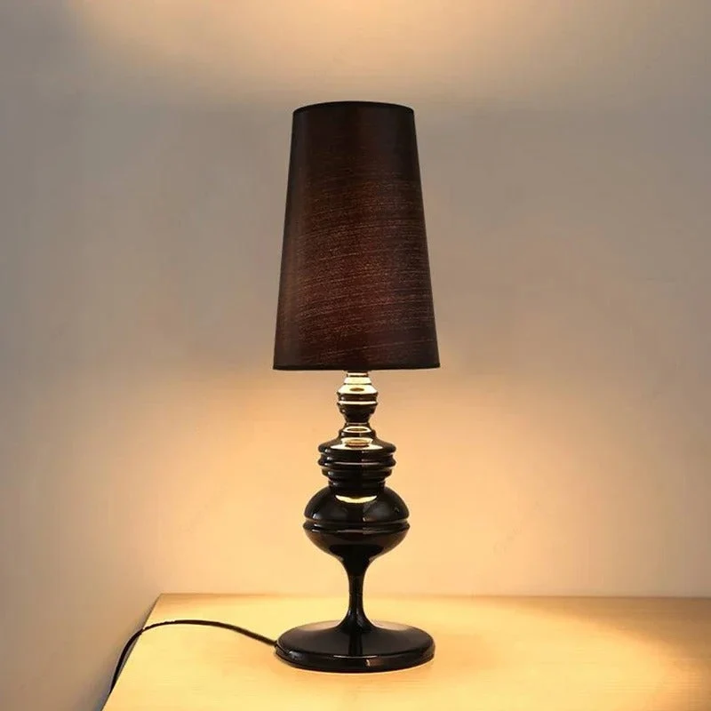 Skanto | Moderne skandinavische LED-Tischlampe