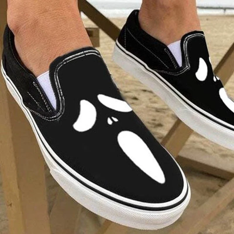 Skanto | Canvas Freizeitschuhe mit Totenkopf-Print