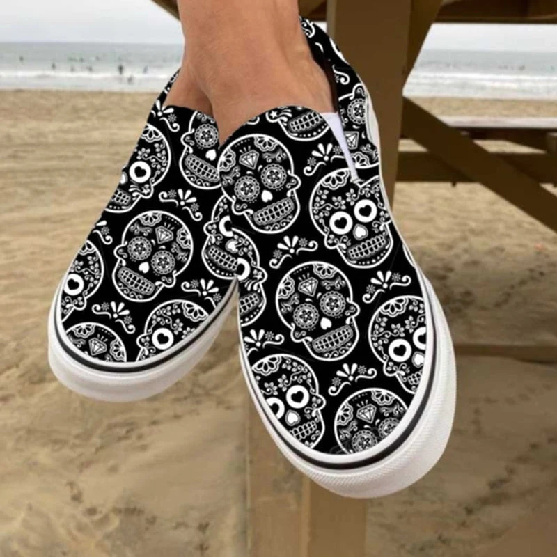 Skanto | Canvas Freizeitschuhe mit Totenkopf-Print