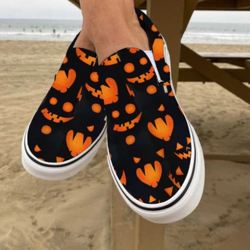 Skanto | Canvas Freizeitschuhe mit Totenkopf-Print