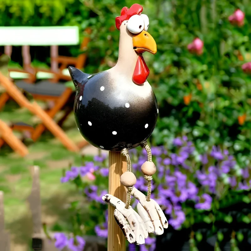 Skanto Skanto | Großäugige Hühnerstatue - Wetterfeste Harzfigur - Hahn Gartenstatue