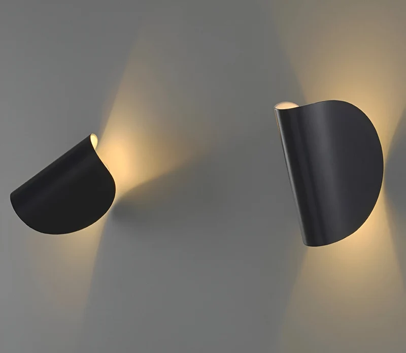 Skanto | Twist Wandleuchte - Drehbare Metall Wandleuchte - Gebogene Wandlampe