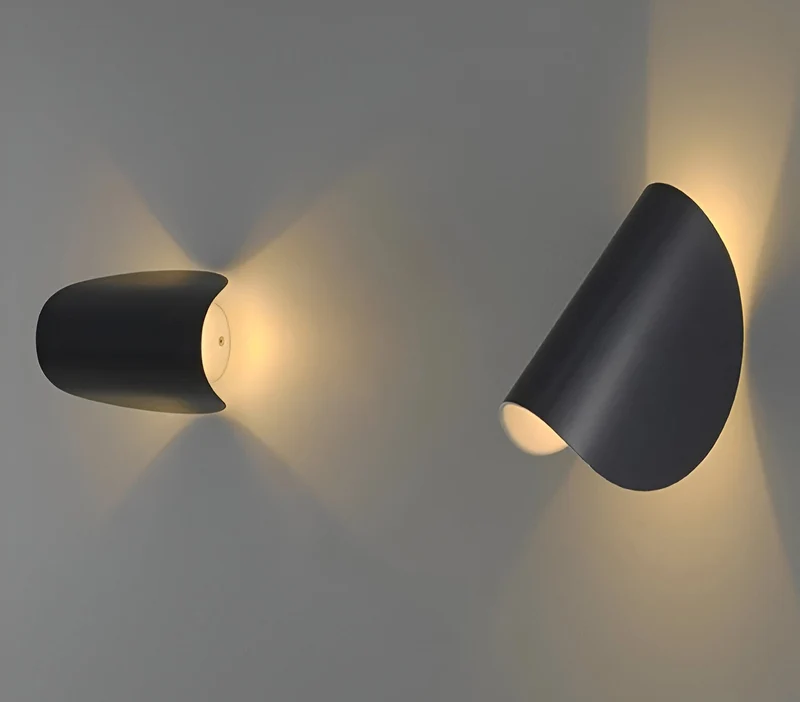 Skanto | Twist Wandleuchte - Drehbare Metall Wandleuchte - Gebogene Wandlampe