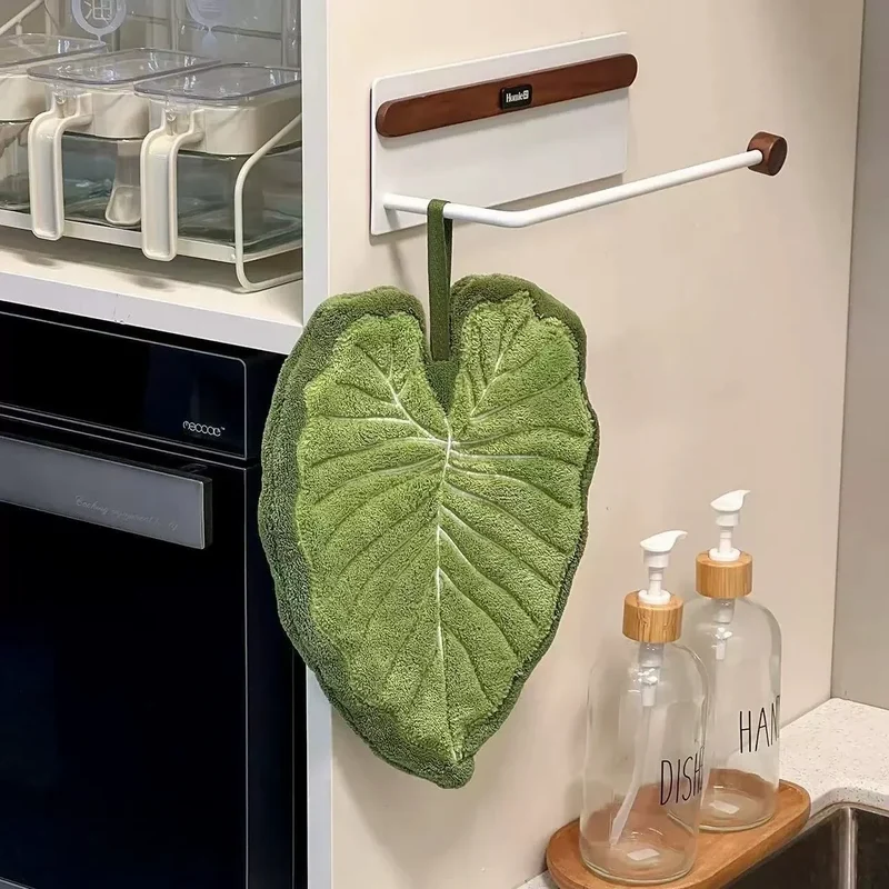 LeafSoft™ | Weiches & saugfähiges Handtuch mit Stickdesign