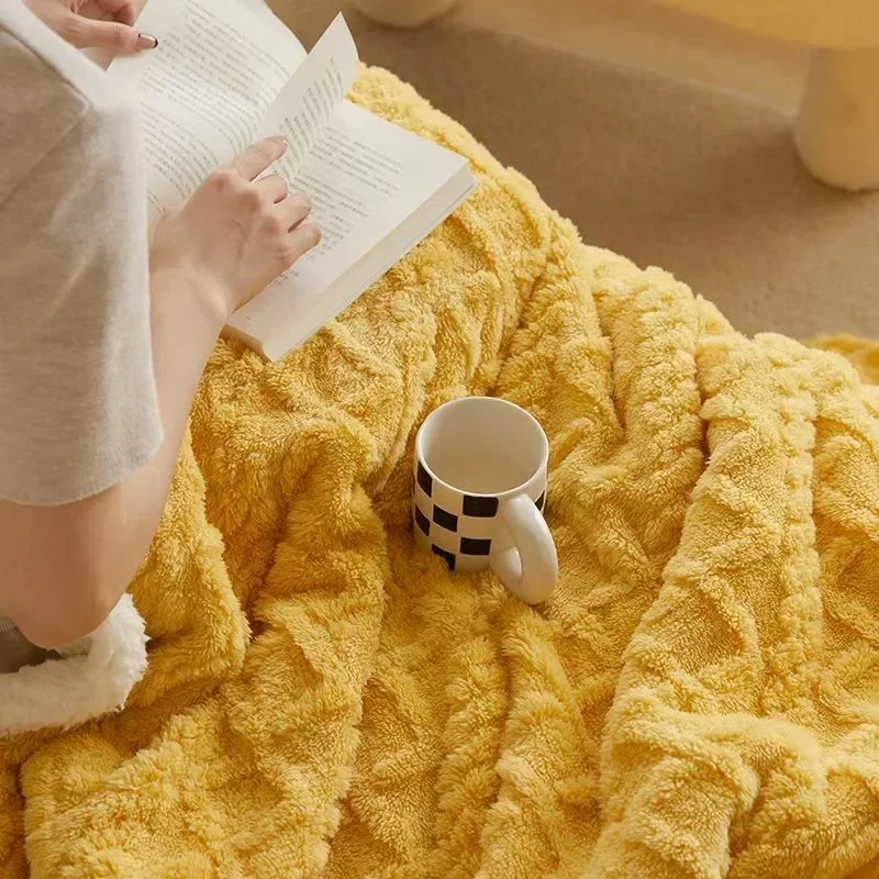 Skanto | Dicke Winter-Lammwoll-Decke - WarmWool