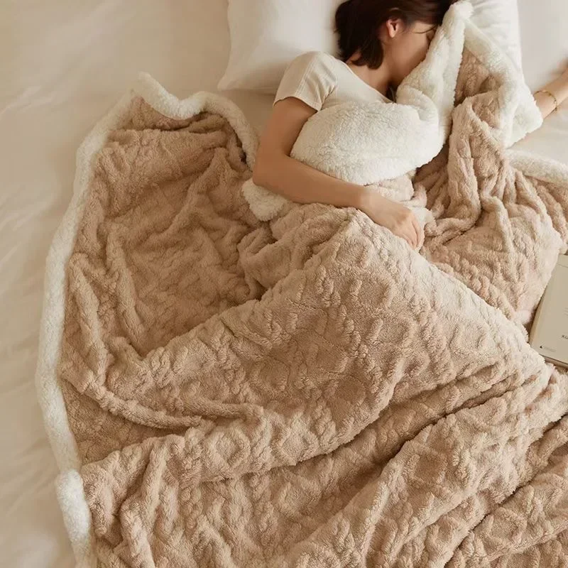 Skanto | Dicke Winter-Lammwoll-Decke - WarmWool