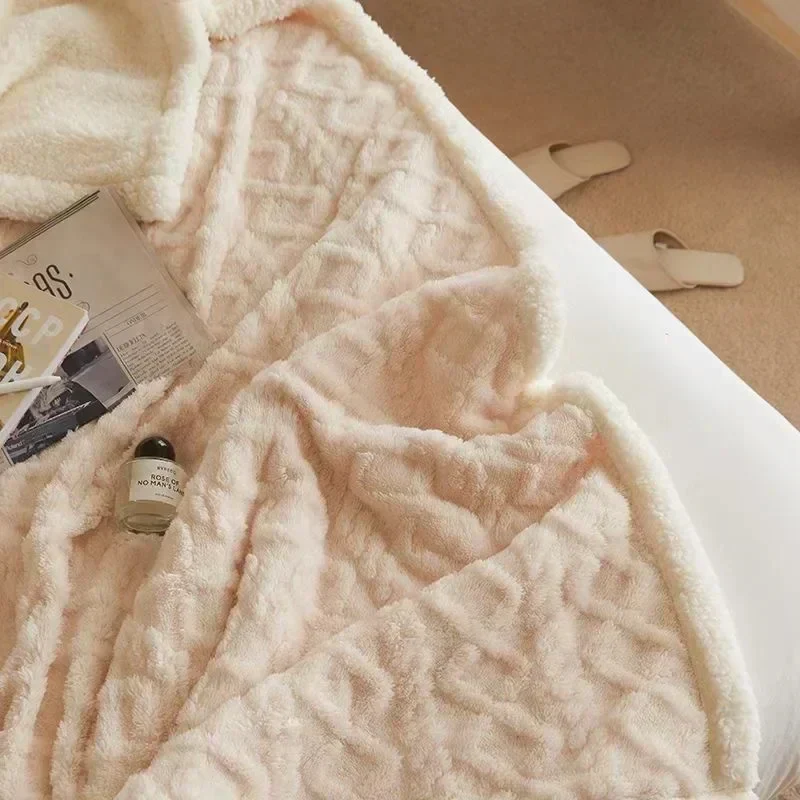Skanto | Dicke Winter-Lammwoll-Decke - WarmWool