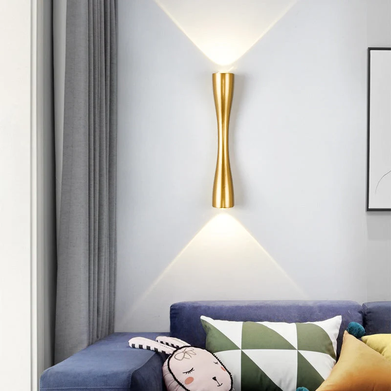 Skanto | Moderne schlichte LED-Wandleuchte mit langem Horn und 2 Lichtern für Innen- und Außenbereich