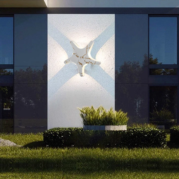 Skanto | Zeitgenössische schlichte LED-Wandleuchte im Seestern-Design aus Aluminium, wasserdicht für die Terrasse im Außenbereich