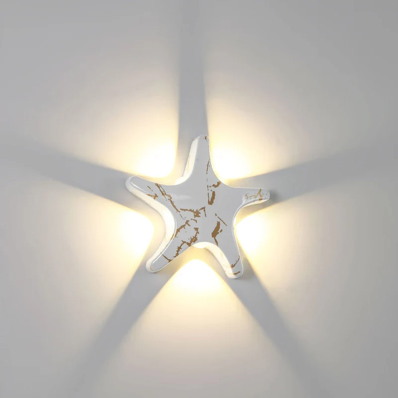Skanto | Zeitgenössische schlichte LED-Wandleuchte im Seestern-Design aus Aluminium, wasserdicht für die Terrasse im Außenbereich