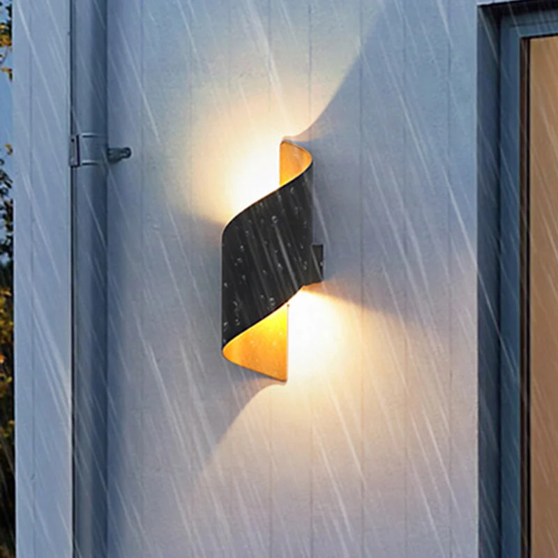 Skanto | Moderne minimalistische wasserdichte spiralförmige LED-Wandleuchte aus Aluminium und Acryl für das Schlafzimmer