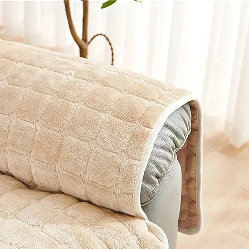 CozyGuard™ | Gesteppter Sesselbezug mit Seitentasche