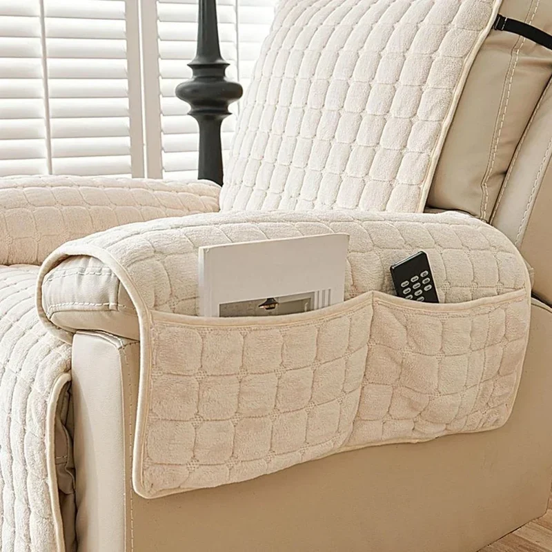 CozyGuard™ | Gesteppter Sesselbezug mit Seitentasche