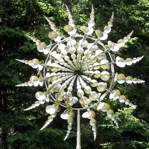 Skanto | Magisches und einzigartiges kinetisches Windrad aus Metall