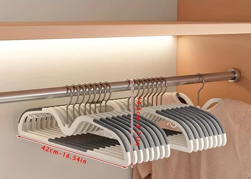 ClosetSlim™ | Platzsparende Kleiderbügel mit drehbarem Haken