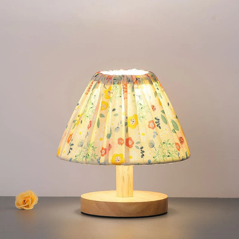 Skanto | Moderne Minimalistische Kreative Eisen Blumenform 1-Flammige Tischlampe