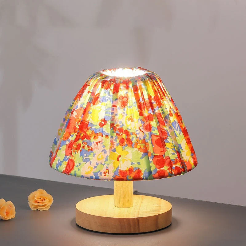 Skanto | Moderne Minimalistische Kreative Eisen Blumenform 1-Flammige Tischlampe