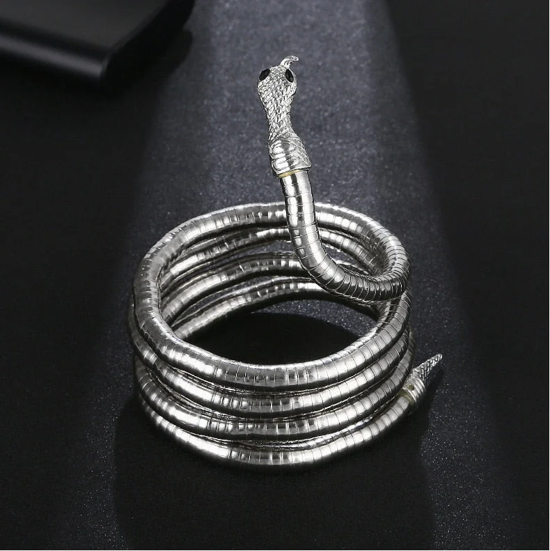 Skanto | Schlangenkette – Vielseitiges und trendiges Accessoire
