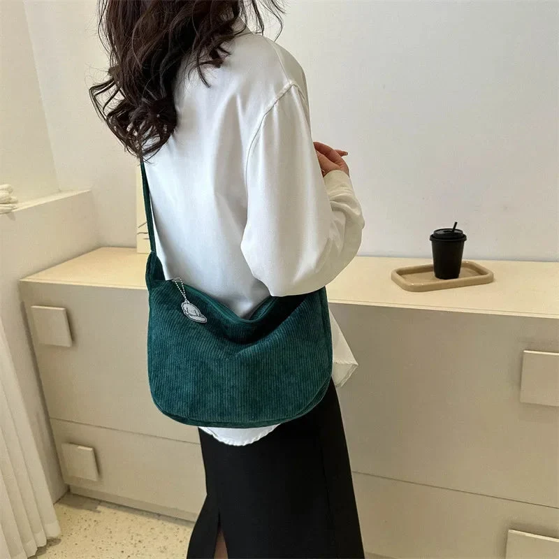 Skanto | Cord-Umhängetaschen für Damen