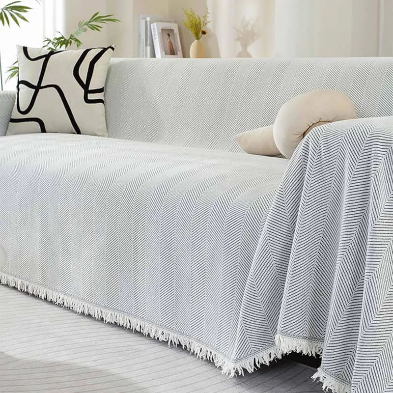 Skanto | Chenille-Überwurf mit Fischgrätmuster und Quasten für Sofas