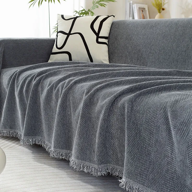 Skanto | Chenille-Überwurf mit Fischgrätmuster und Quasten für Sofas