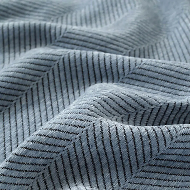 Skanto | Chenille-Überwurf mit Fischgrätmuster und Quasten für Sofas