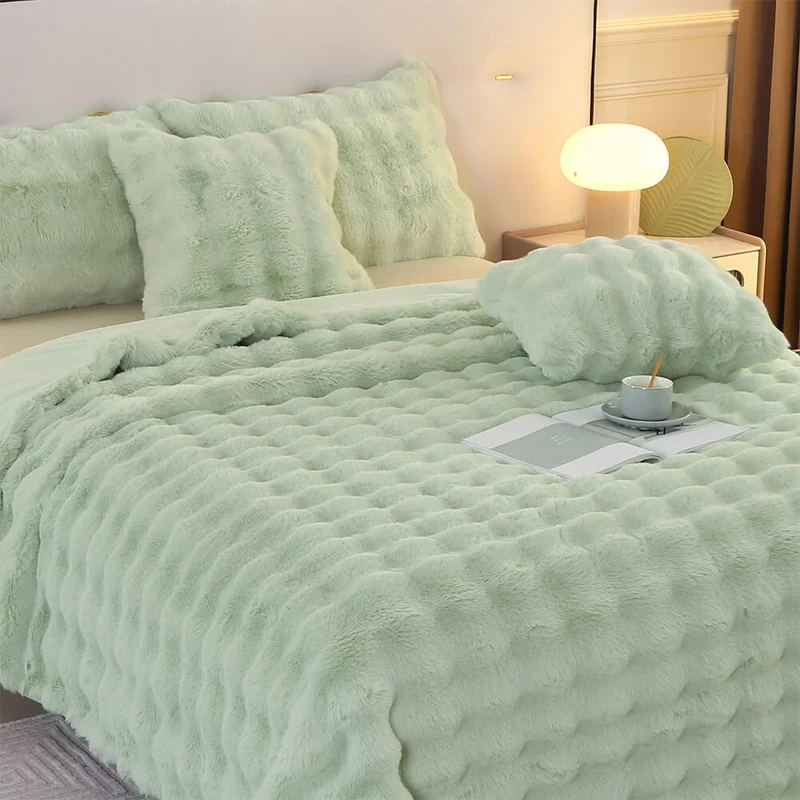 Skanto | Premium Bubble Doppellagige dicke Kunstkaninchenfell-Decke