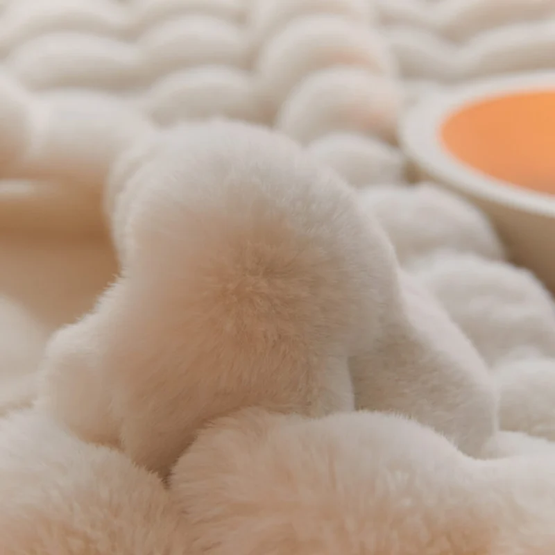 Skanto | Premium Bubble Doppellagige dicke Kunstkaninchenfell-Decke