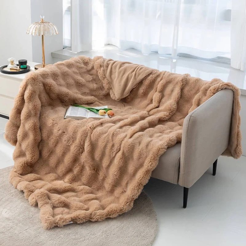 Skanto | Premium Bubble Doppellagige dicke Kunstkaninchenfell-Decke