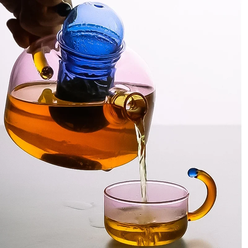 Skanto | Teegeschirr aus Glas in Kontrastfarben